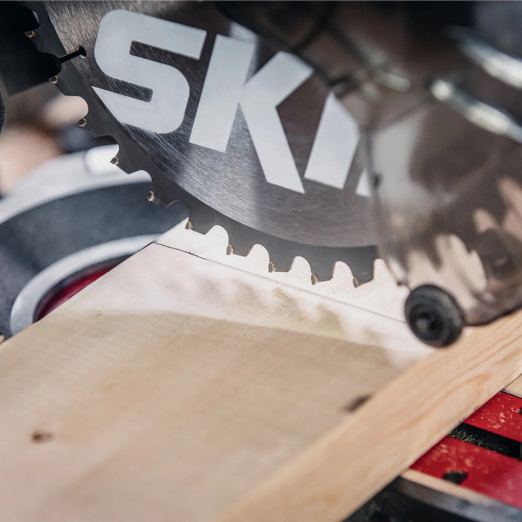 2026 NewSKIL 15 Amp 10'' Corded Electric Dual Bevel Sliding Miter Saw