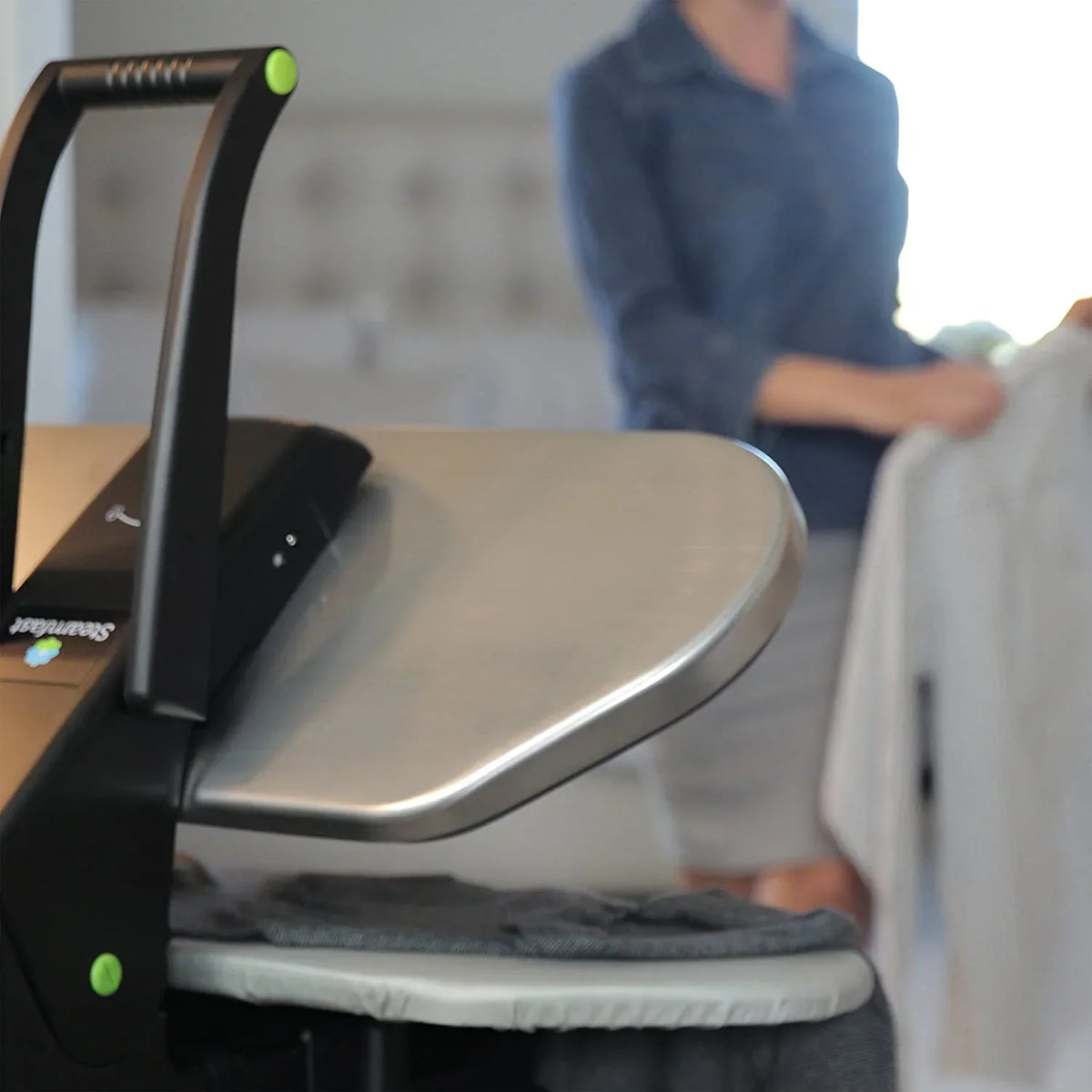 2026 NewSteamfast SF-680 Digital Steam Press with Multiple Fabric Settings