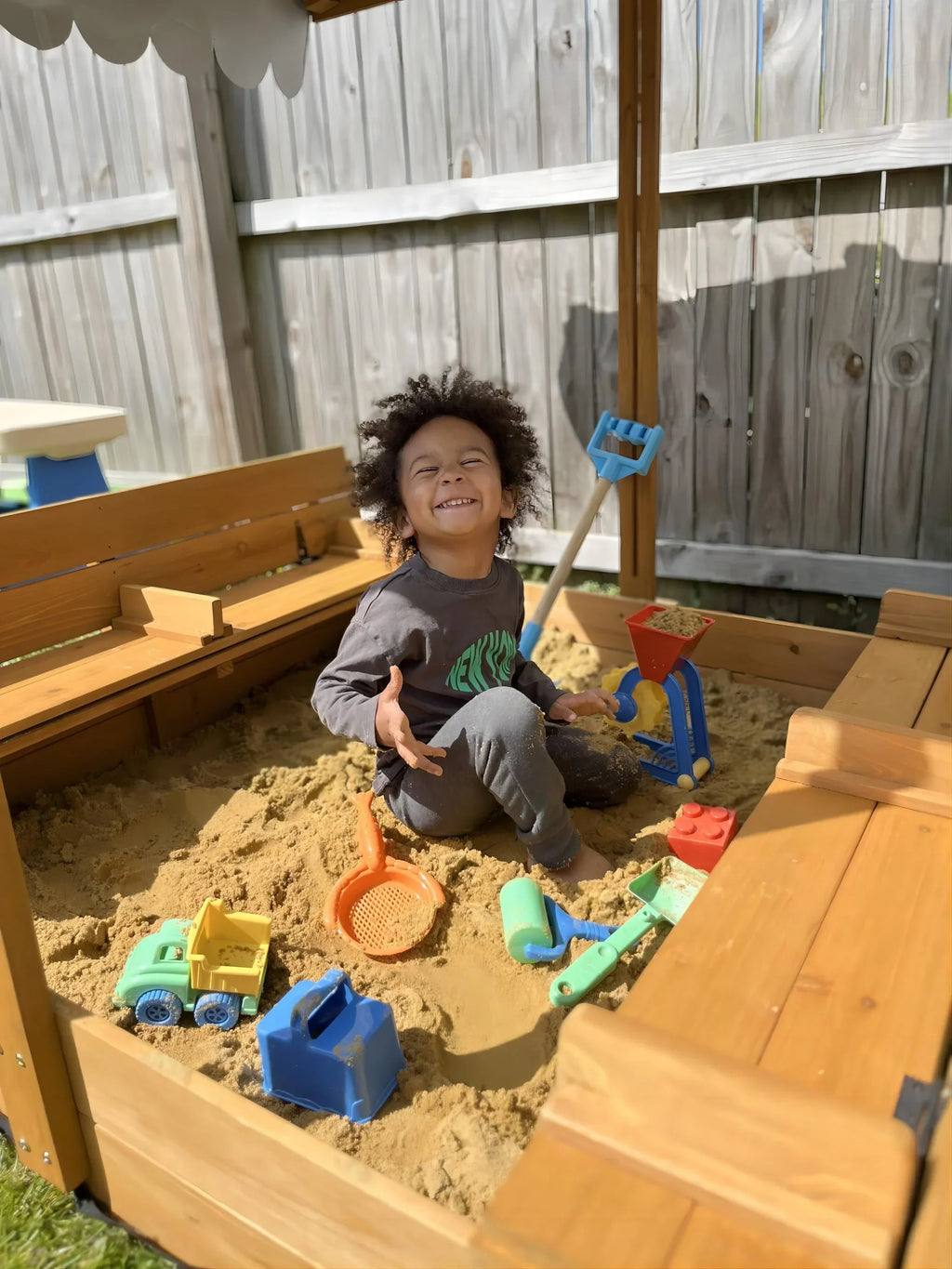 2026 NewMorgete 47'' Outdoor Sandbox for Kids with Lid and Bench, Wooden Sand Play Toys Center