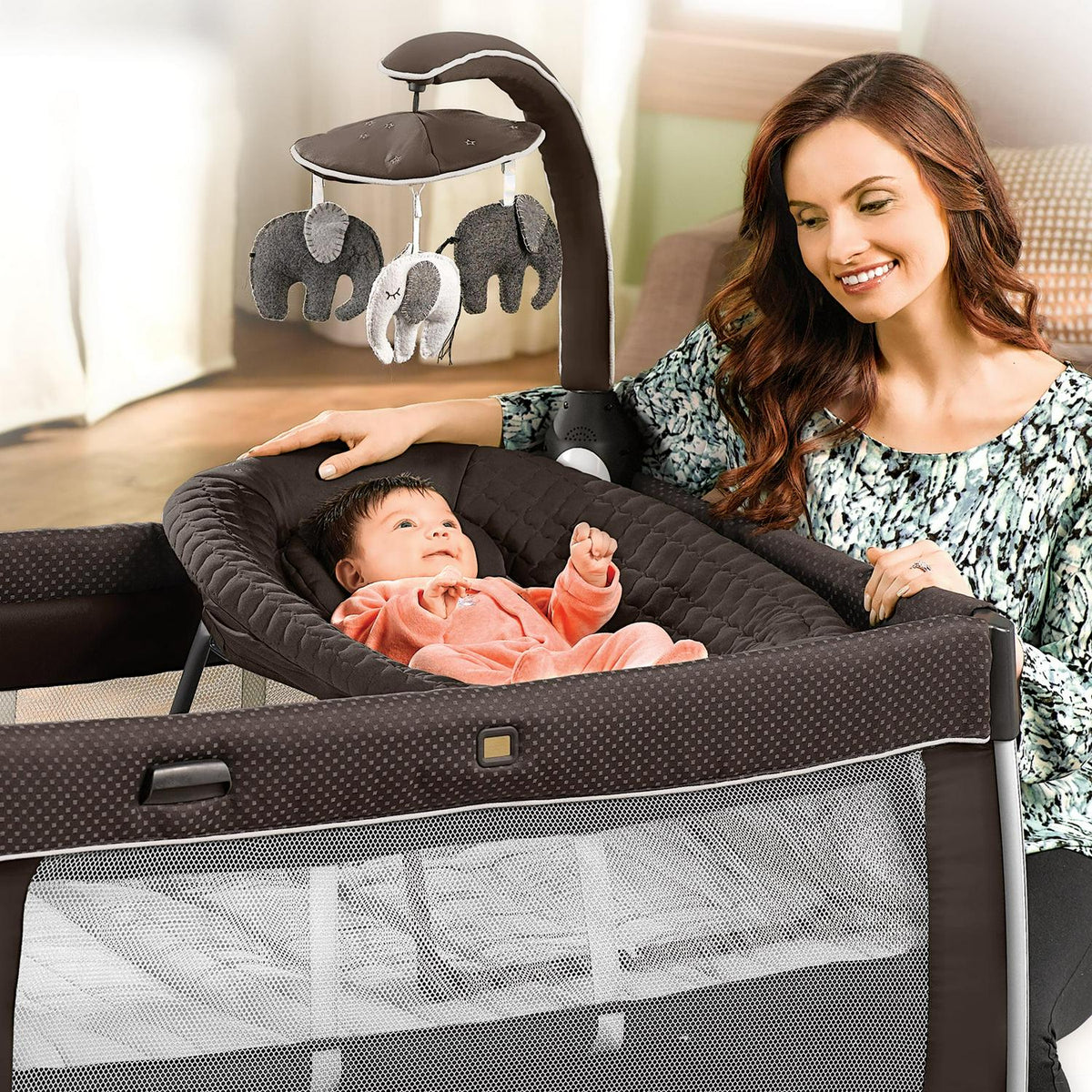 2026 NewChicco Lullaby Dream Playard - Latte (Brown)