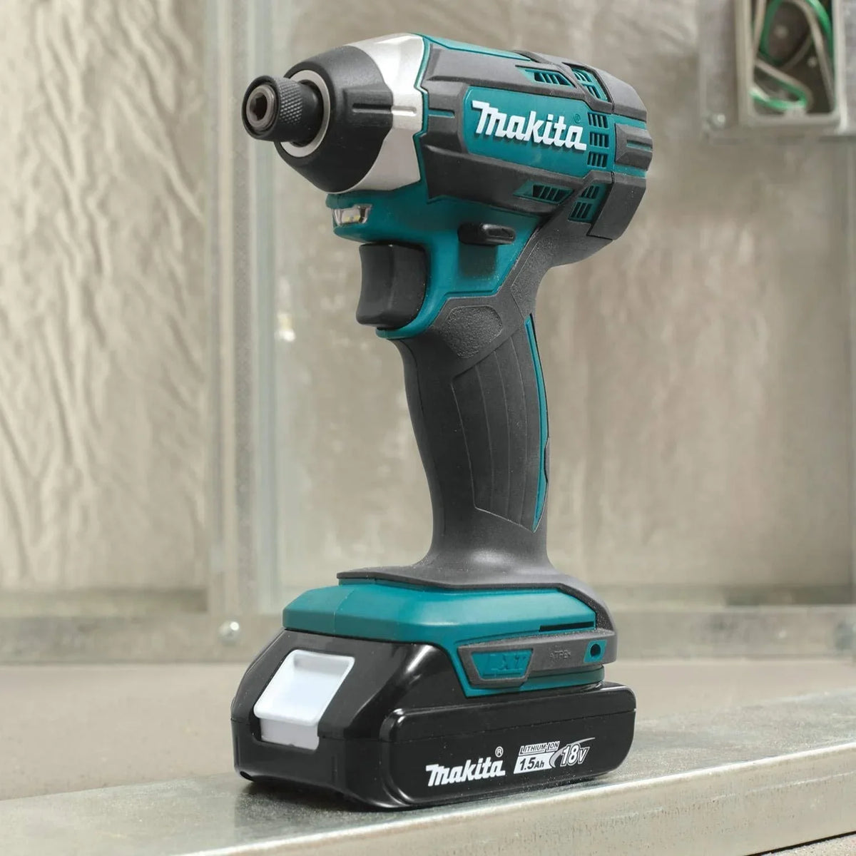 2026 NewMakita 18V Lithium-Ion Cordless Power Tool Set, 1.5Ah, 2 Pack
