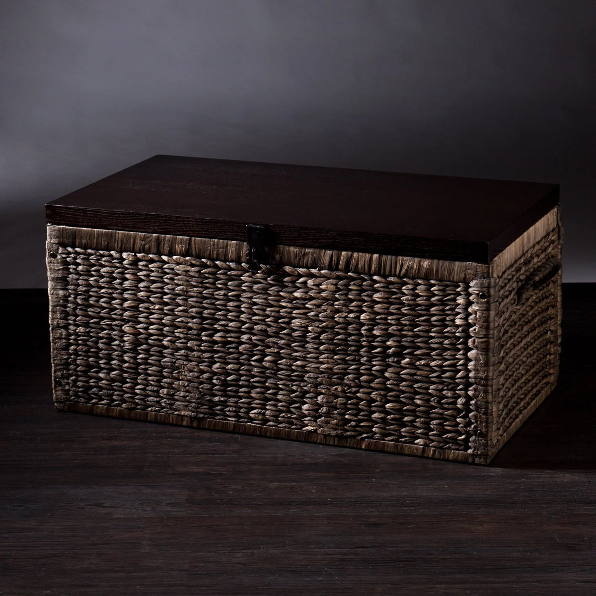 2026 NewSamford Water Hyacinth Storage Trunk, Blackwashed with Espresso