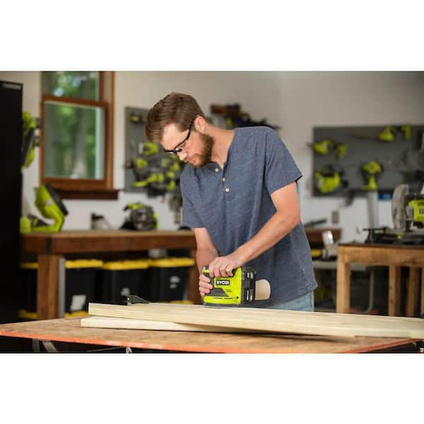 2026 NewONE+ 18V Cordless 2-Tool Combo Kit with Random Orbit Sander and Corner Cat Finish Sander (Tools Only)