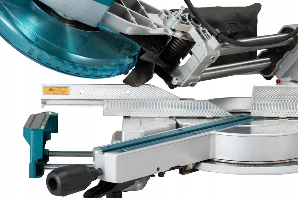2026 MAKITA LS1110F Sierra ingletadora deslizante 1450 W, disco de 260 mm, LED y arranque suave