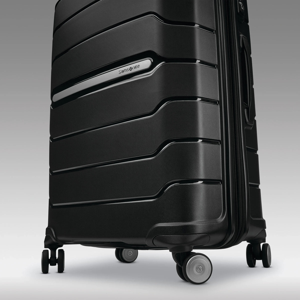 2026 NewSamsonite Freeform 21" Hardside Spinner