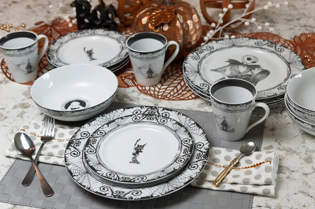 2026 NewThe Nightmare Before Christmas 16-Piece Ceramic Dinnerware Set