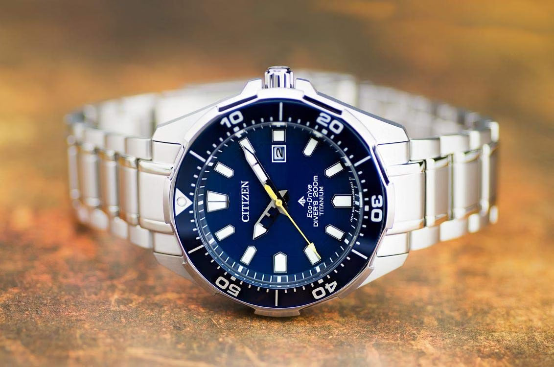 2026 Citizen Reloj Analógico para Hombres de Eco-Drive con Correa en Acero Inoxidable