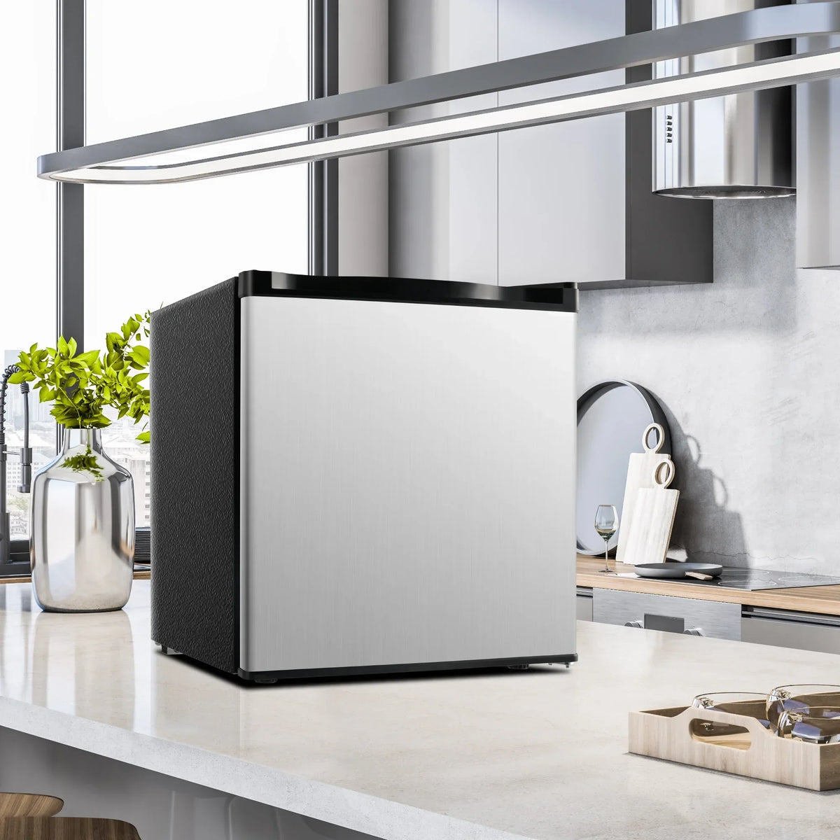 2026 NewSimzlife 1.6 Cu.ft Mini Fridge with Freezer, Single Door Mini Refrigerator, Black