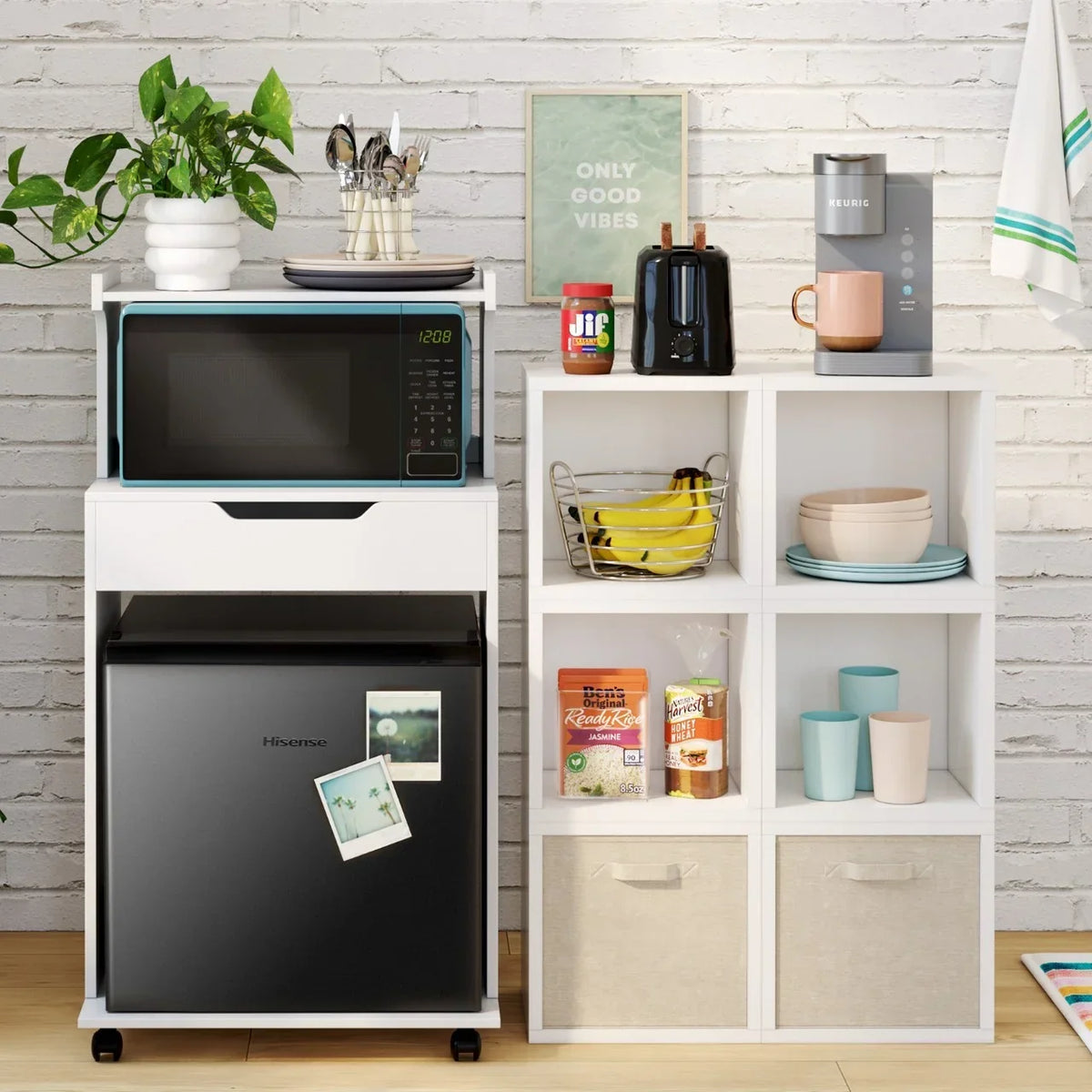 2026 NewHisense 1.6 Cu ft Single Door Mini Fridge, Black, Energy Star, 1 Year Warranty, WMS017M6XBE New
