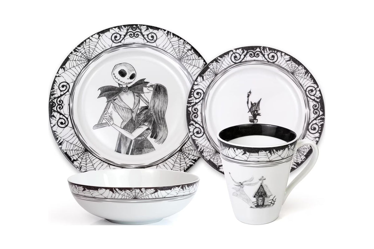 2026 NewThe Nightmare Before Christmas 16-Piece Ceramic Dinnerware Set
