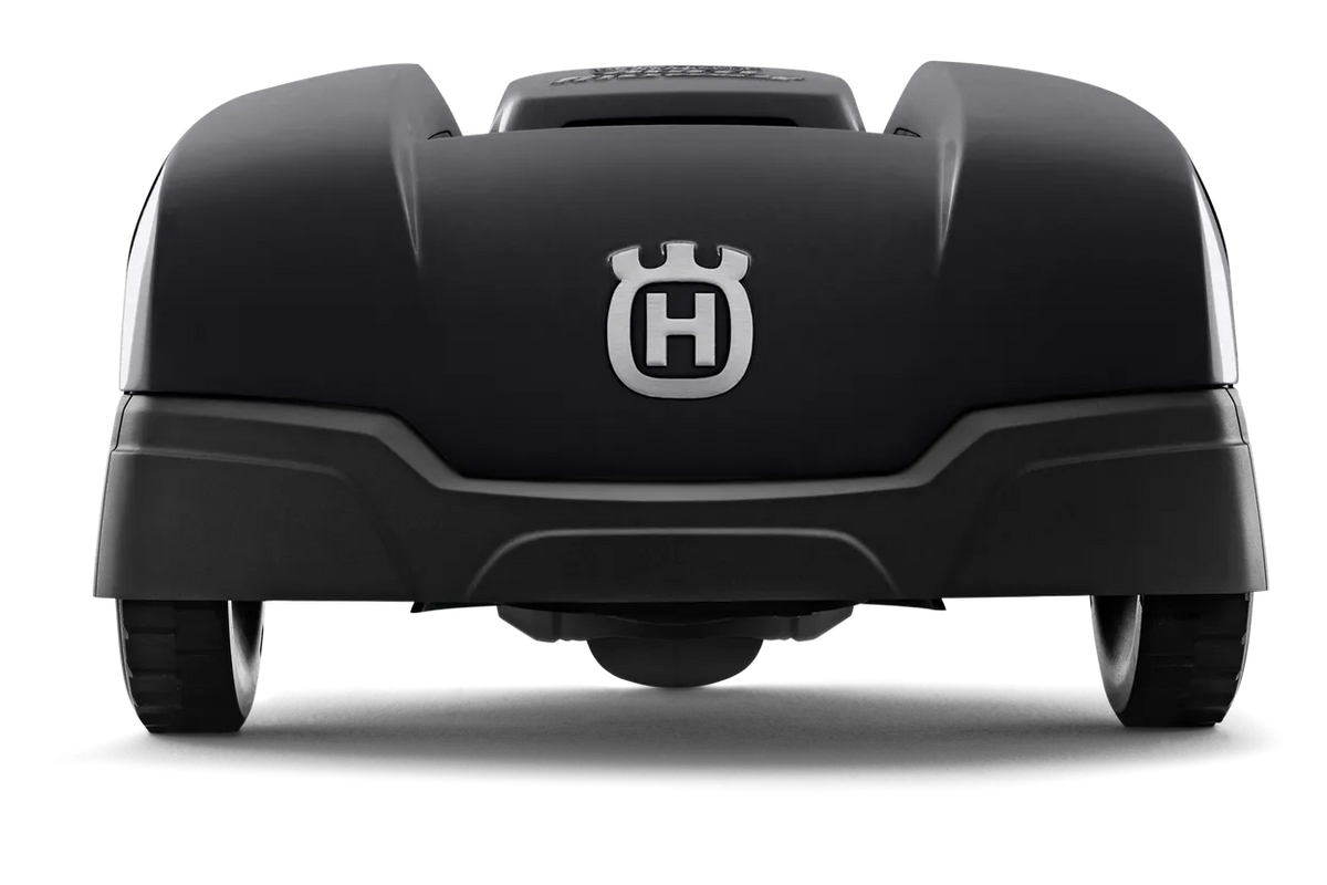 2026 Husqvarna Automower® 105 con kit de instalación (exclusivo en línea)