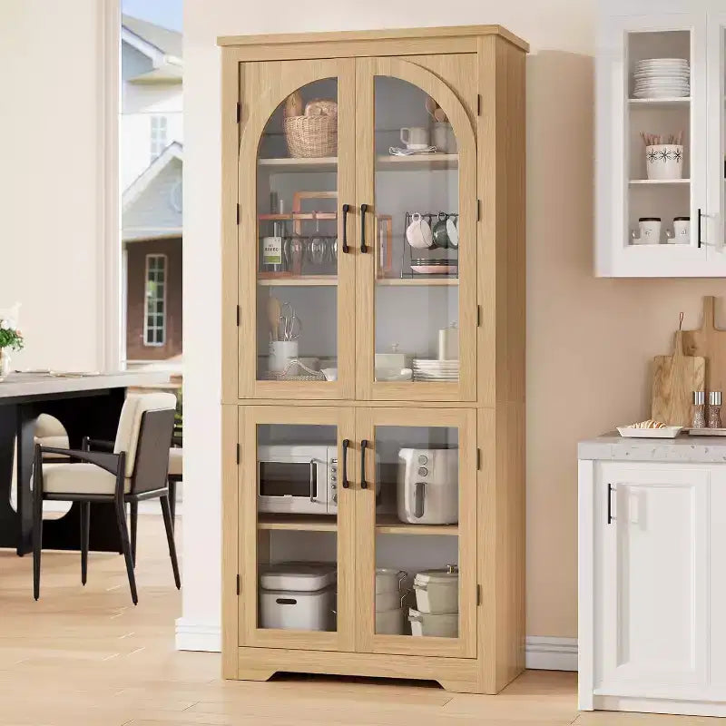2026 Armario despensa de 70" natural/blanco con 4 puertas de cristal arqueadas y estantes ajustables
