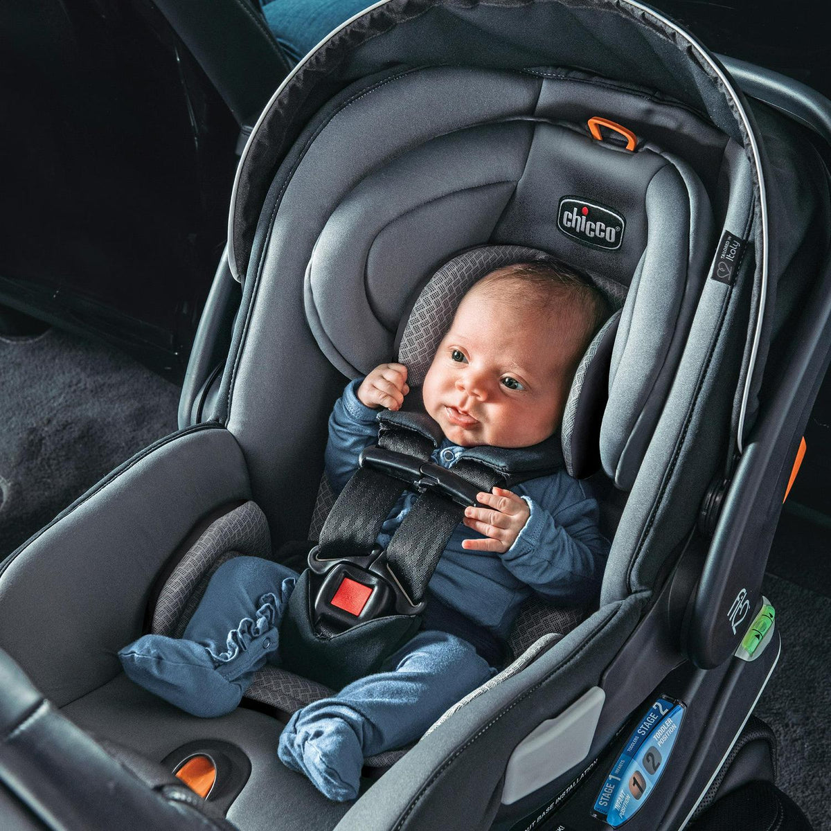 2026 NewChicco Fit2 Adapt Infant & Toddler Car Seat - Ember (Black). New