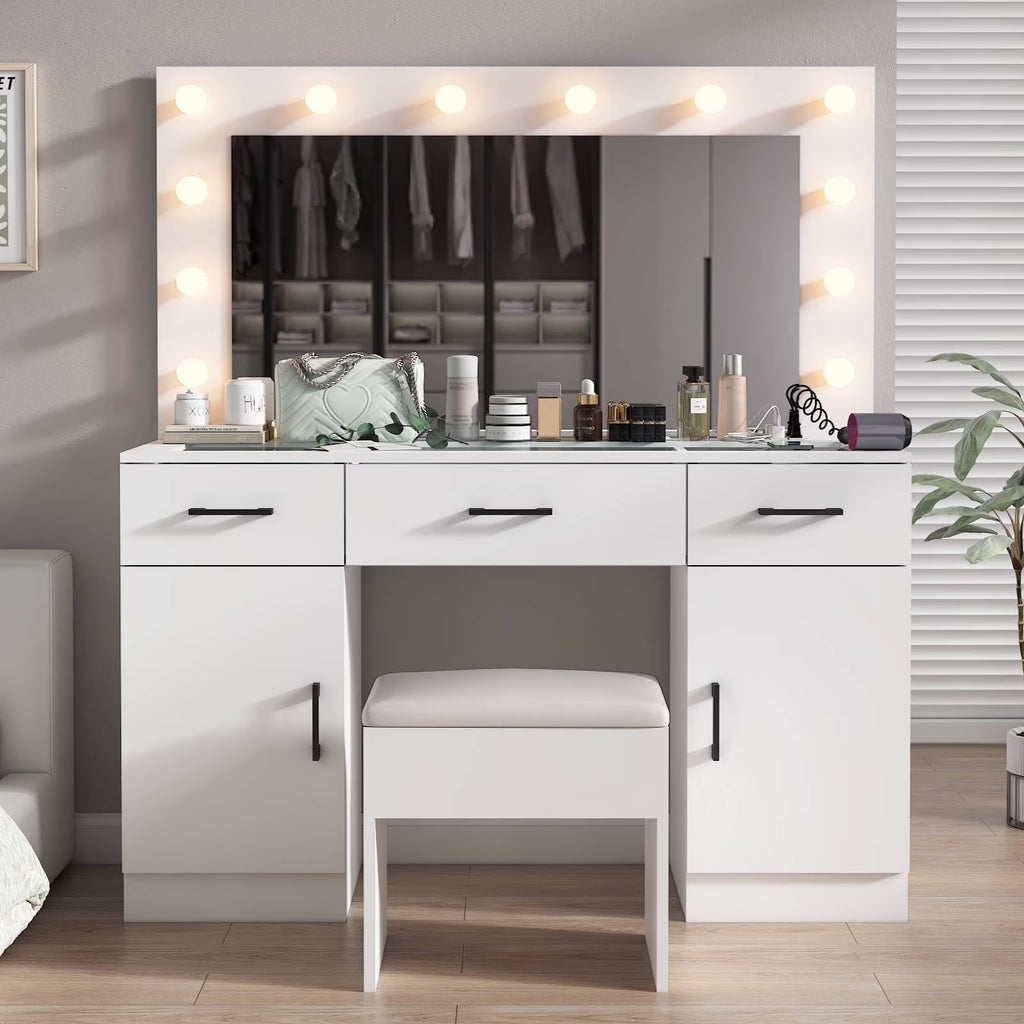 2026 NewKtaxon Large Makeup Vanity, Vanity Table Set w/ Visible Glass Top w/ Charging Station, White