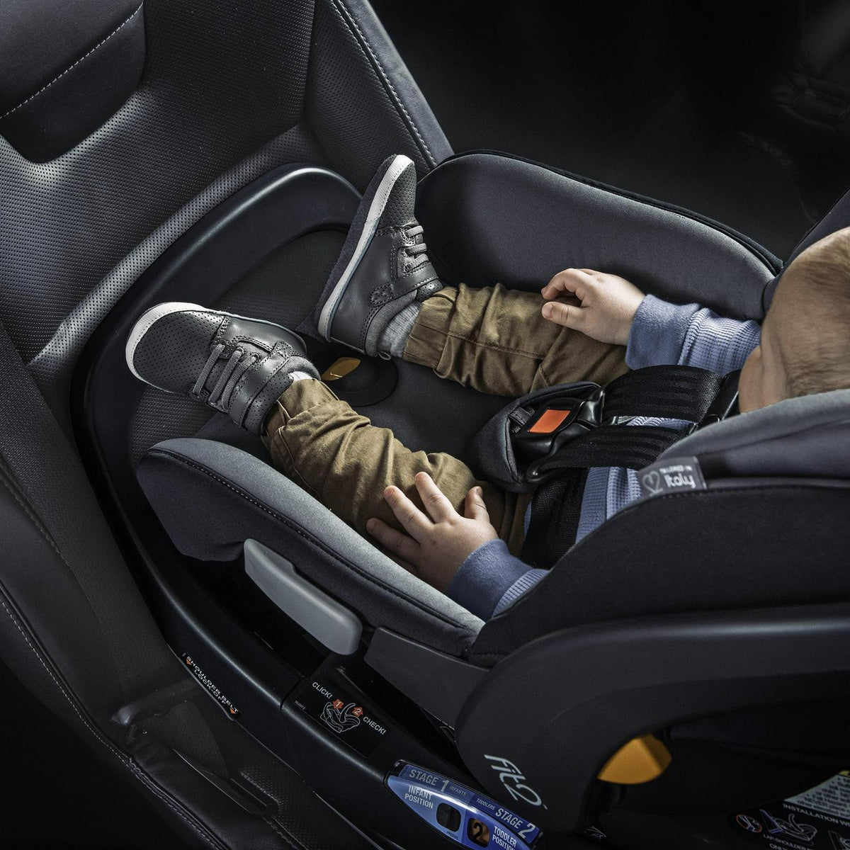 2026 NewChicco Fit2 Adapt Infant & Toddler Car Seat - Ember (Black). New